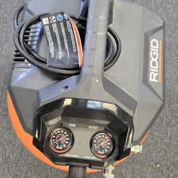 Ridgid 6 Gal. Portable Electric Pancake Air Compressor 
