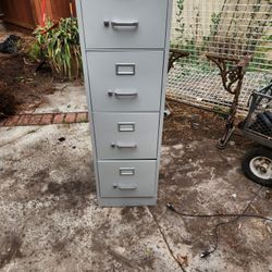 FREE File Cabinet Letter 4 Drawer