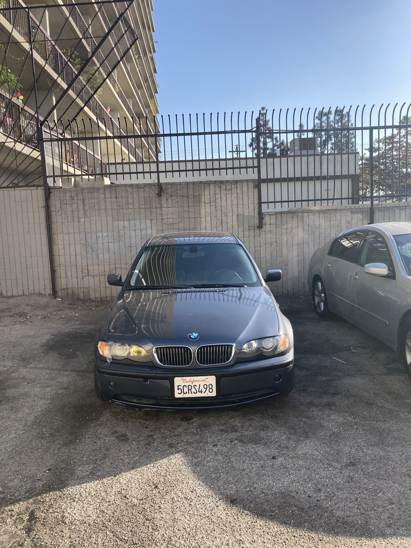 2003 BMW 325i