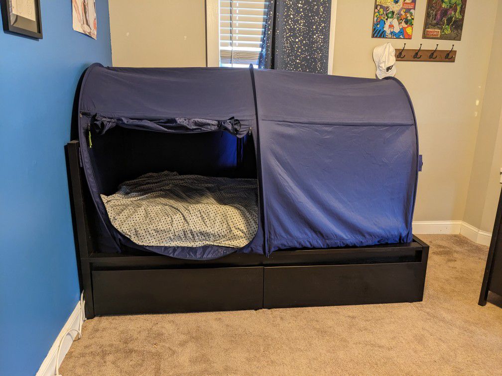 Malm Twin Bedframe w/Drawers, Mattress, & Alvantor Bed Tent