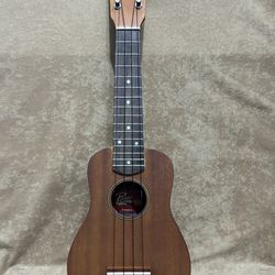 Rogue RU12 Soprano Ukulele Starter Pack with Gig Bag And Tuning Manual