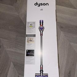 Dyson v8