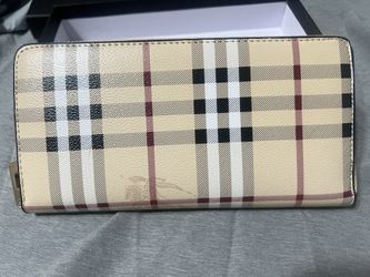 Checkered long zip wallet