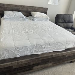 King Bedroom Set 