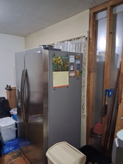 Refrigerator/ Freezer