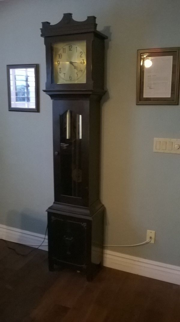 Grandfather. Clock for Sale in Tempe, AZ - OfferUp