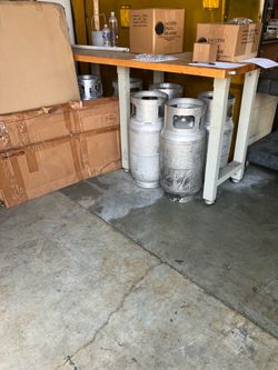 Emty propane forklift tanks