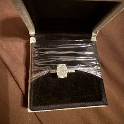 4 Carat Cushion-Cut Moissanite Engagement Ring – 10K White Gold – Gorgeous Sparkle!