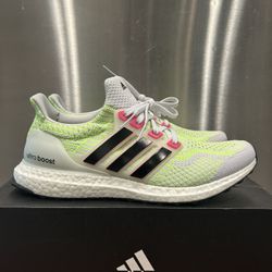 Ds Adidas Ultraboost 5.0 DNA Size 9