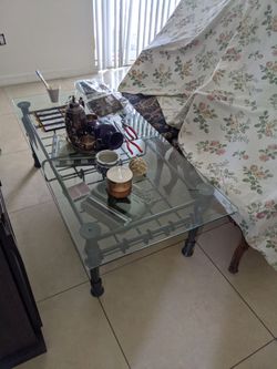 Glass and metal Coffee Table