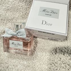 Miss Dior Perfume