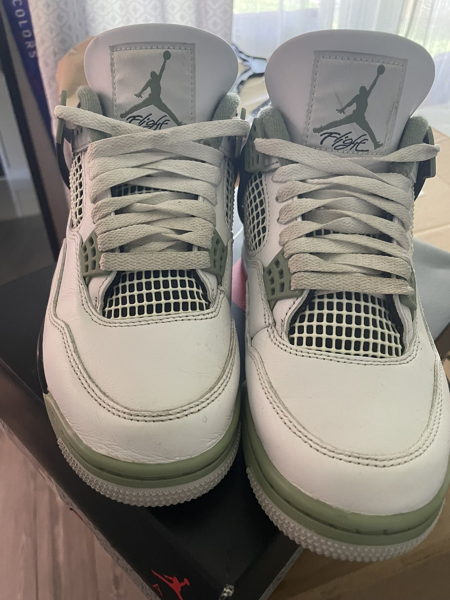 Seafoam Retro Jordan 4