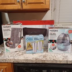 Set of various household Items 