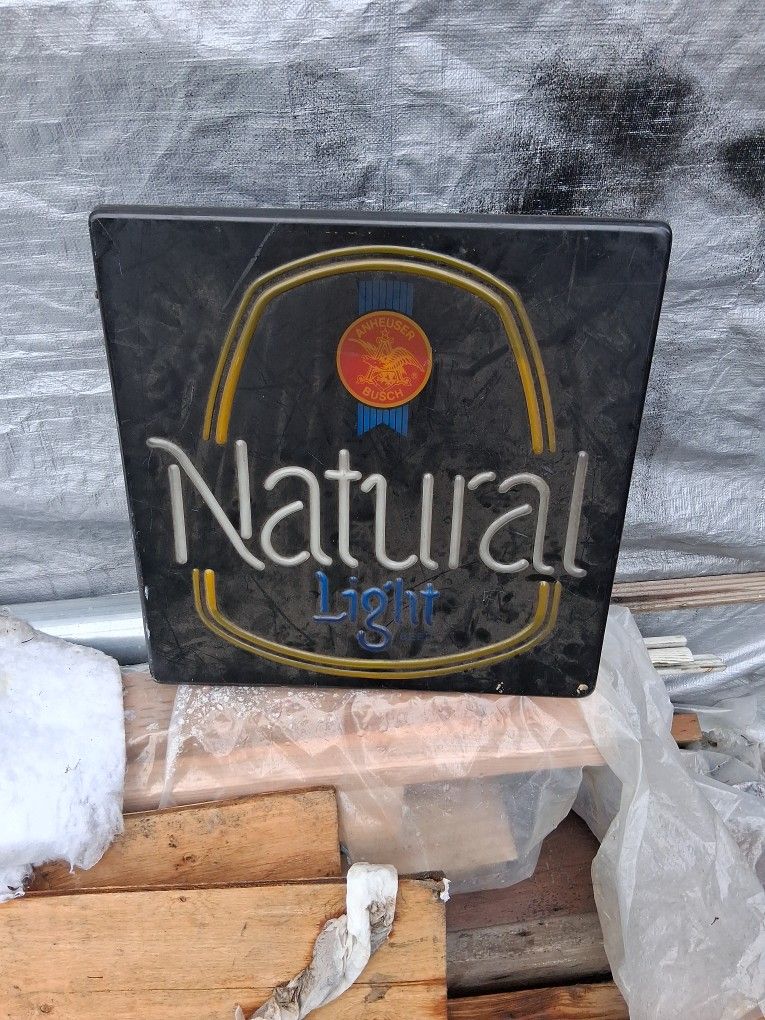 Anheuser bush Light Up