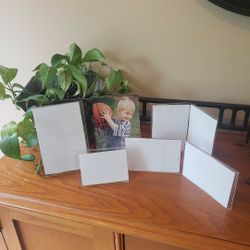 Set Of 5: Clear Acrylic Photo Frames (Displaying 7 Photos)