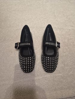 Black Shoes