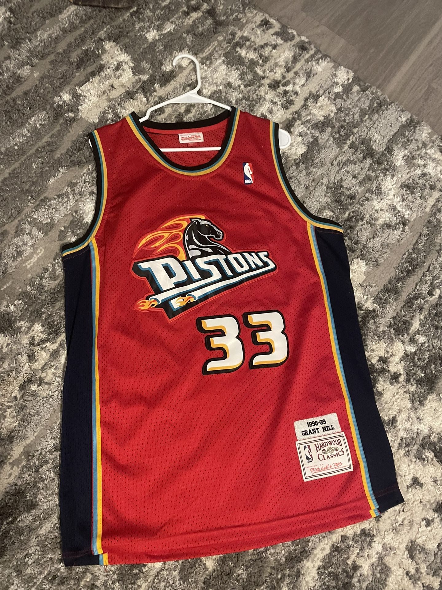 Grant Hill Pistons Jersey