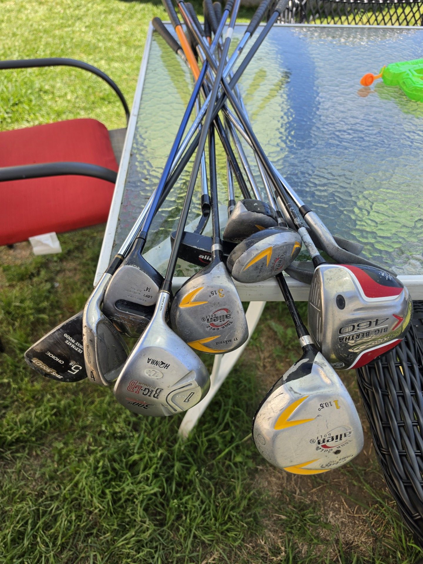 Mixed Golf Clubs - Drivers & Irons - Big Bertha, Alien Golf, Honma for ...