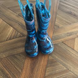 Toddler Size 5 Lighted Rain Boots 