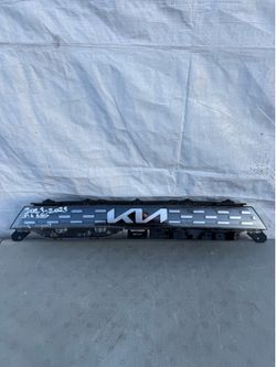 2023 2024 2025 KIA SOUL FRONT CENTER LIGHT OEM USED