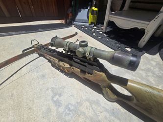Crossbow with scope