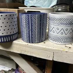 Pots  The Box Come With 3 So Is 3 Pots For $10.00