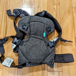 Infantino Flip 4 -in 1 Convertible Baby carrier 