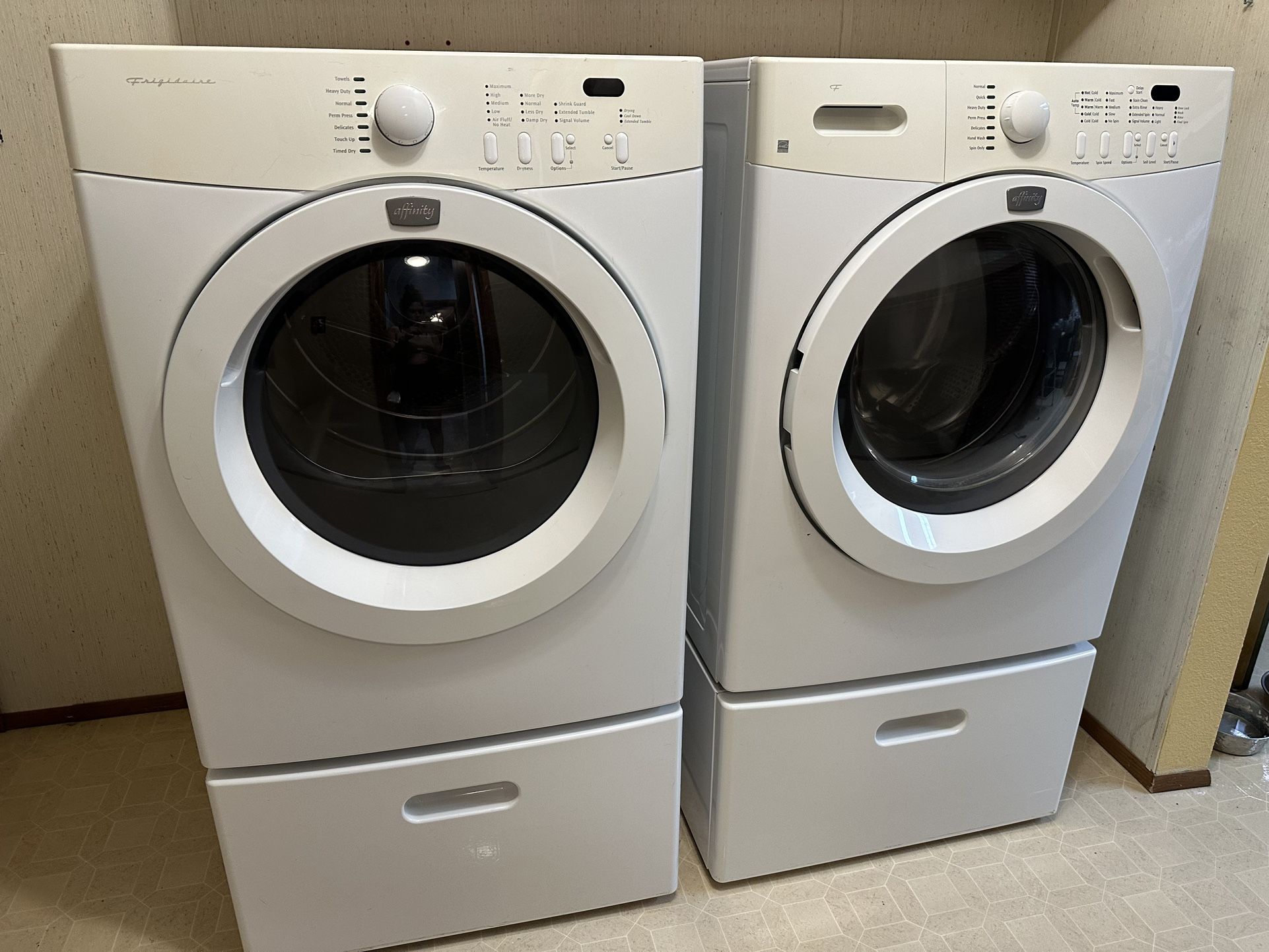 Washer + Dryer