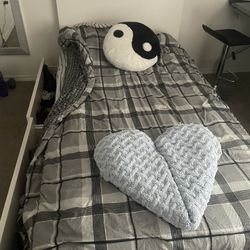IKEA Bed- White With Mattress And 2 Storage Drawers 