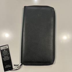 Marc Jacobs Travel Wallet