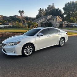 2013 Lexus ES 300h