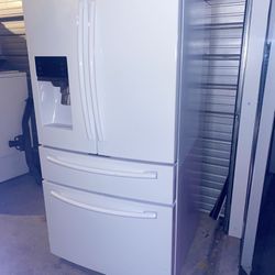 Nice Samsung Refrigerator 4 Doors Working Great 6 Months Warranty Free Delivery And Installation 
