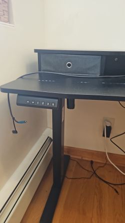 Table + Monitor