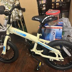 Almost New Joystar Whizz Unisex Kids Bike 12”-14” Bicycle