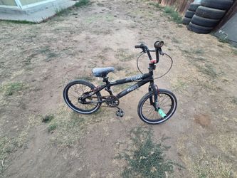 Kent bike red and black with design