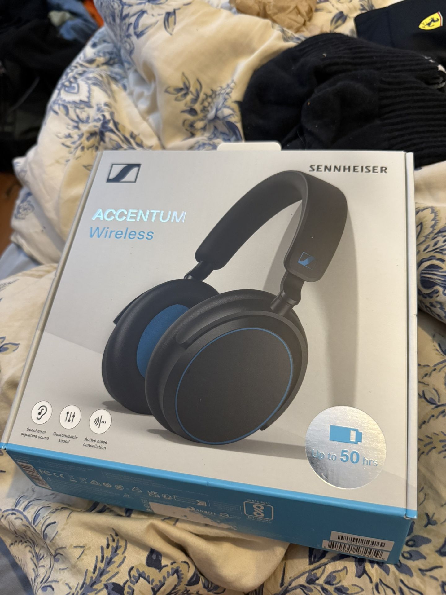Sennheiser Accentum Wireless ANC Headphones - Black/Blue