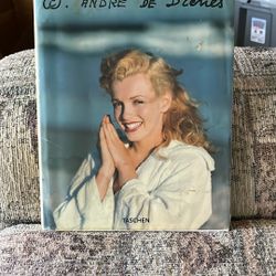 Marilyn Monroe Book