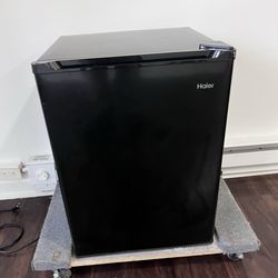 Haier Mini Fridge