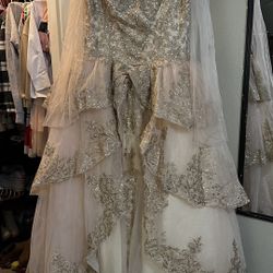 Bonito Vestido De 15 Años Viene Con Todos Los Accesorios Color Rose Gold 