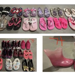 Little girl’s size 7 shoes $3 each 