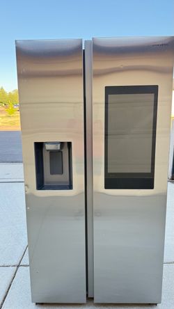 REFRIGERATOR SAMSUNG SMART SCREEN