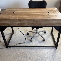 Free Desk Some Wear On Top Durable Heavy Duty 