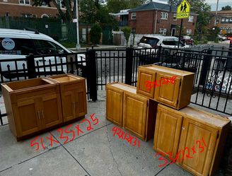 Kitchen cabinet set