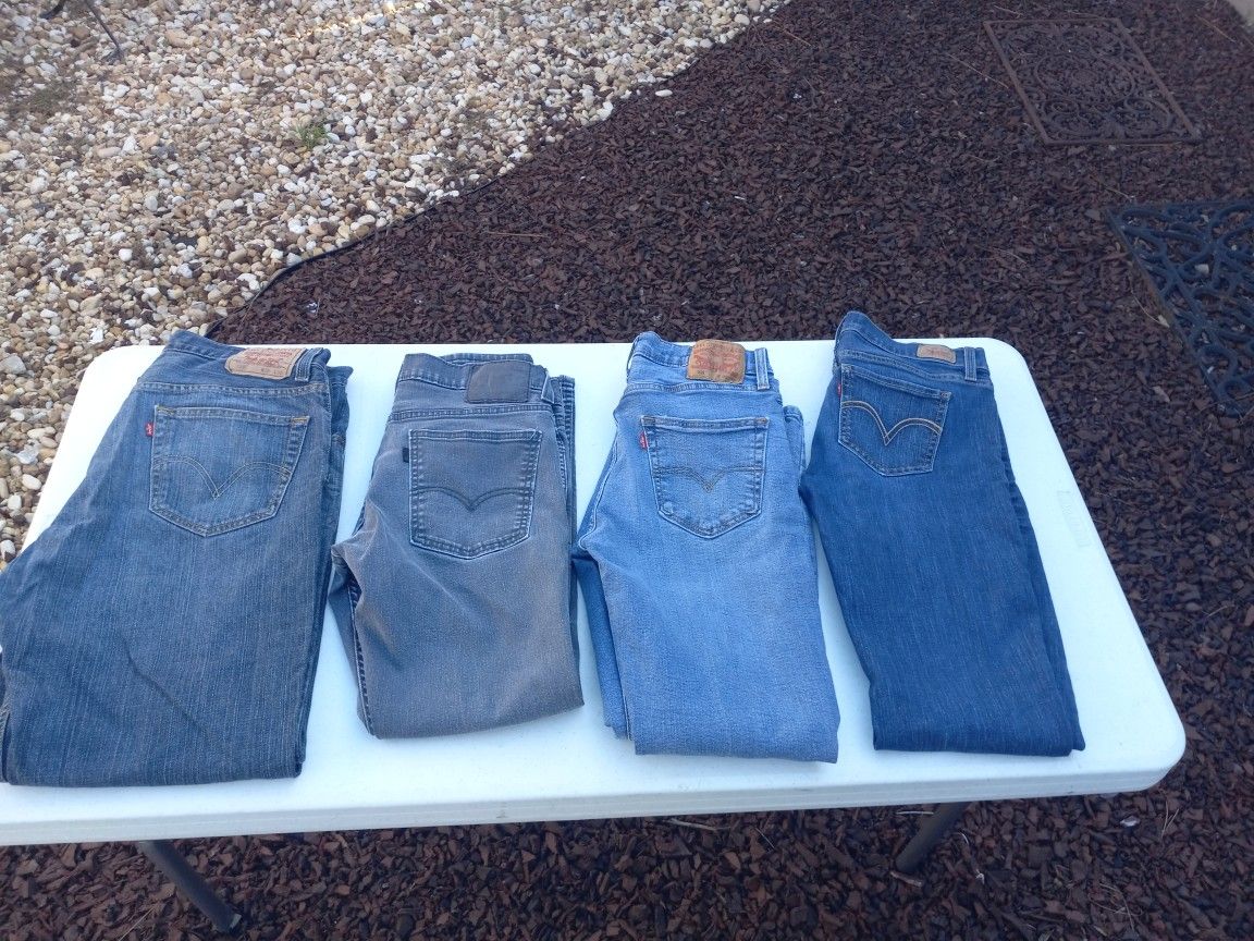 (New) Levi's Men's Pants Lot.