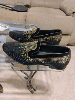 Moretti gold label Men's red bottoms. Size 14D