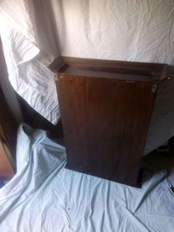 27x39x7 in physicians chest