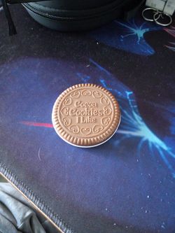 Pls buy its super cute and cheap plsss, Brown cookie pocket mirror