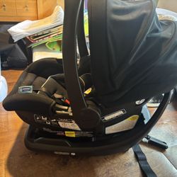 Infant car seat