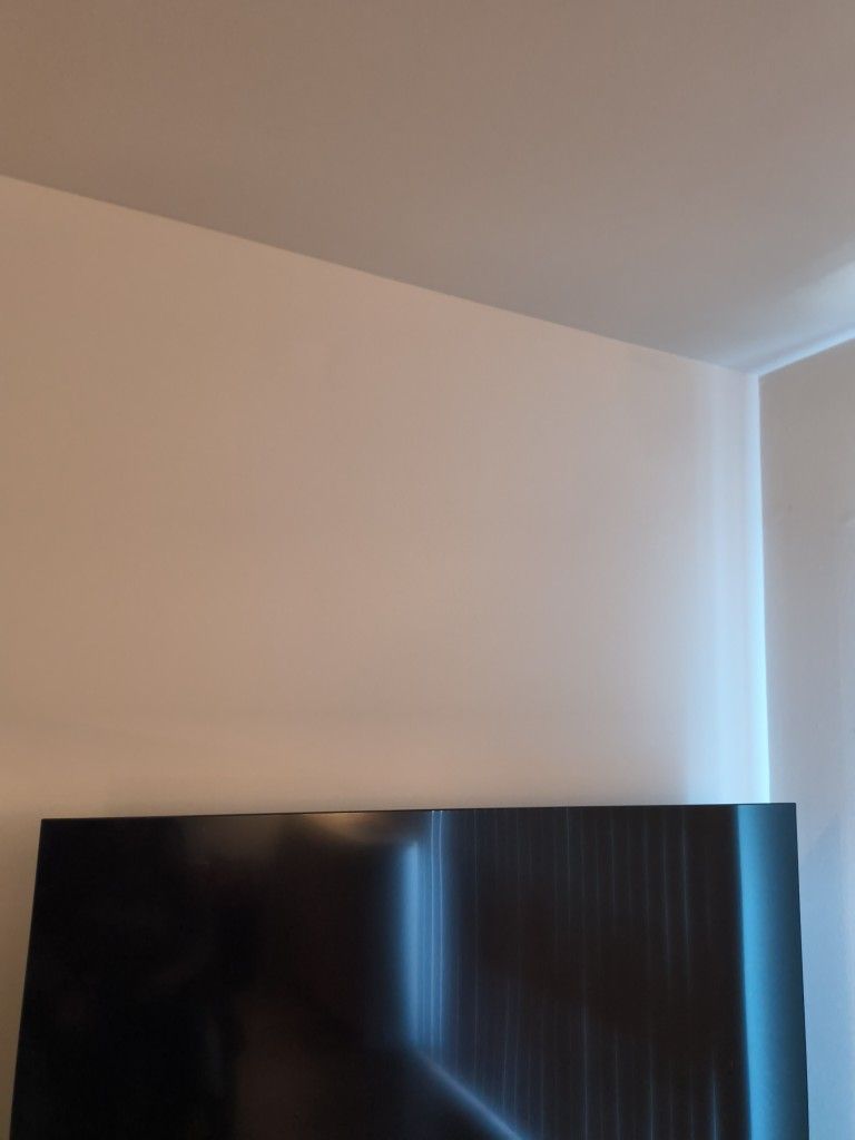 70" insignia tV uHD 4K SmartTV