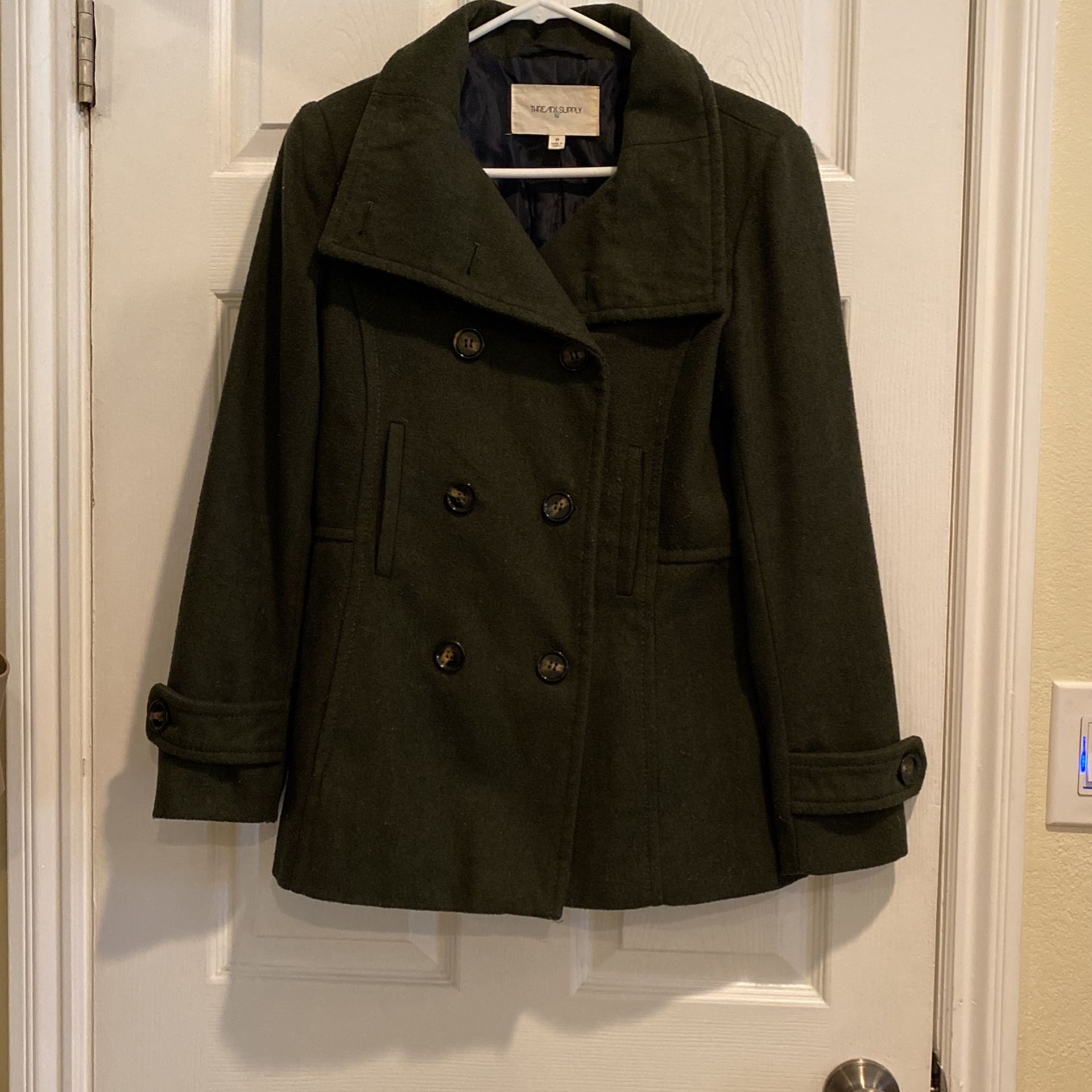 Women’s Coat Size Med